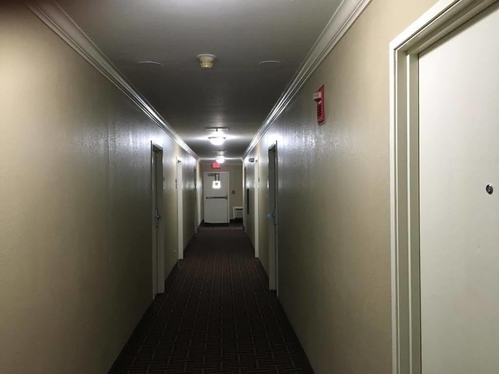 במוטל Super 8 By Wyndham ויקסבורג מראה חיצוני תמונה