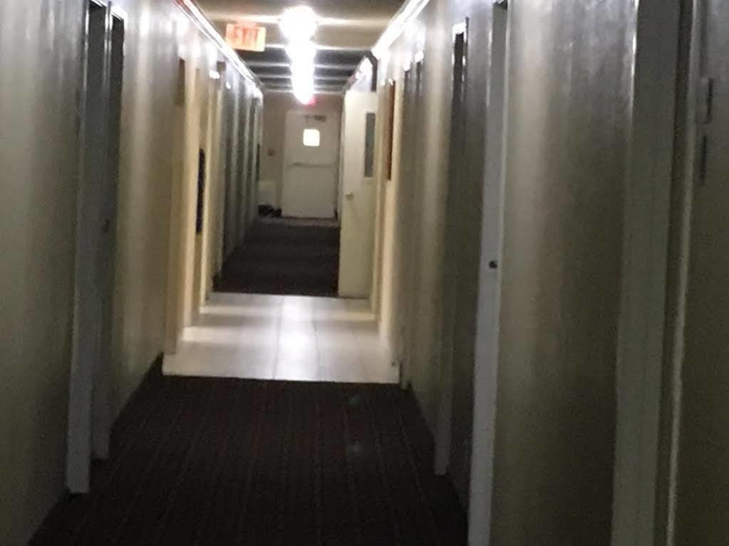 במוטל Super 8 By Wyndham ויקסבורג מראה חיצוני תמונה