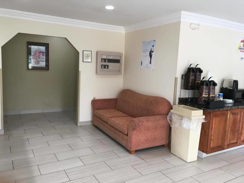 במוטל Super 8 By Wyndham ויקסבורג מראה חיצוני תמונה
