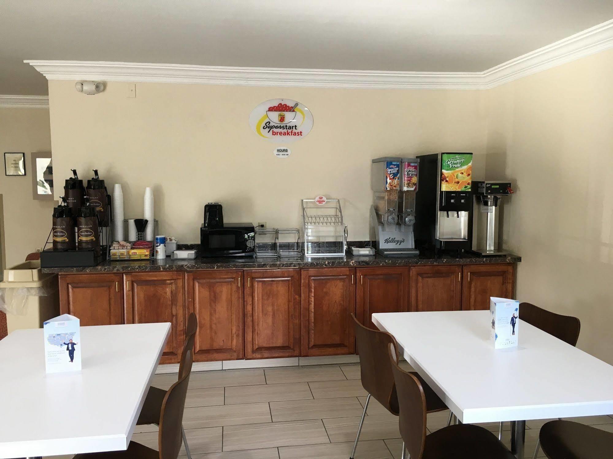 במוטל Super 8 By Wyndham ויקסבורג מראה חיצוני תמונה